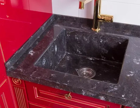 Глянцевая кухня в Санкт-Петербурге