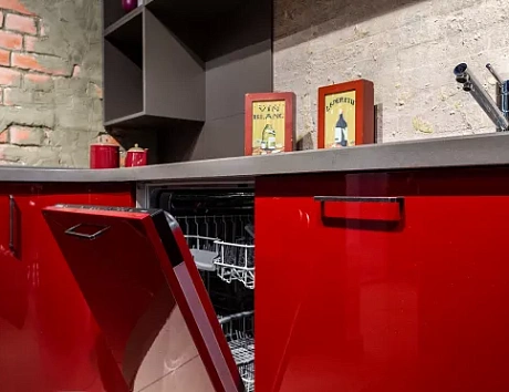 Красная кухня в Екатеринбурге