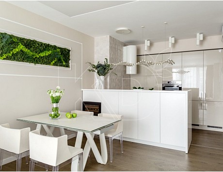 Белая кухня в интерьере