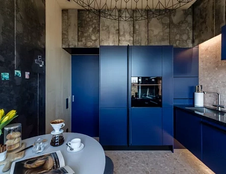 Синяя кухня в Санкт-Петербурге