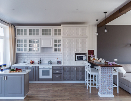 Серая кухня в Чите