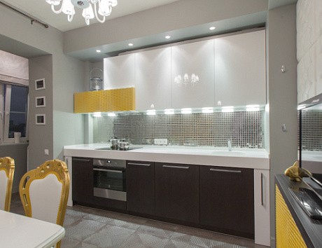 Коричневая кухня в Санкт-Петербурге