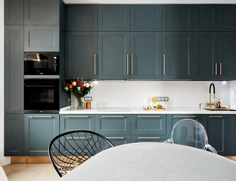 Серая кухня в Клину