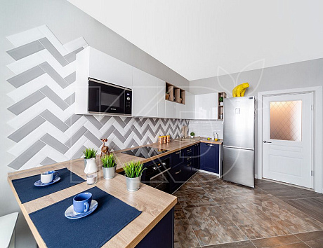 П-образный гарнитур для кухни