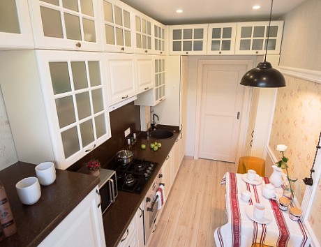 Светлая кухня в Сочи