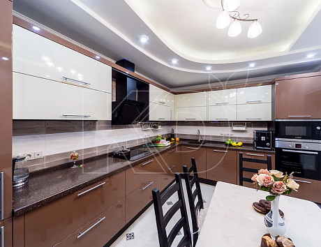 Угловые кухни по низким ценам