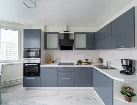 Темная кухня в Ростове-на-Дону